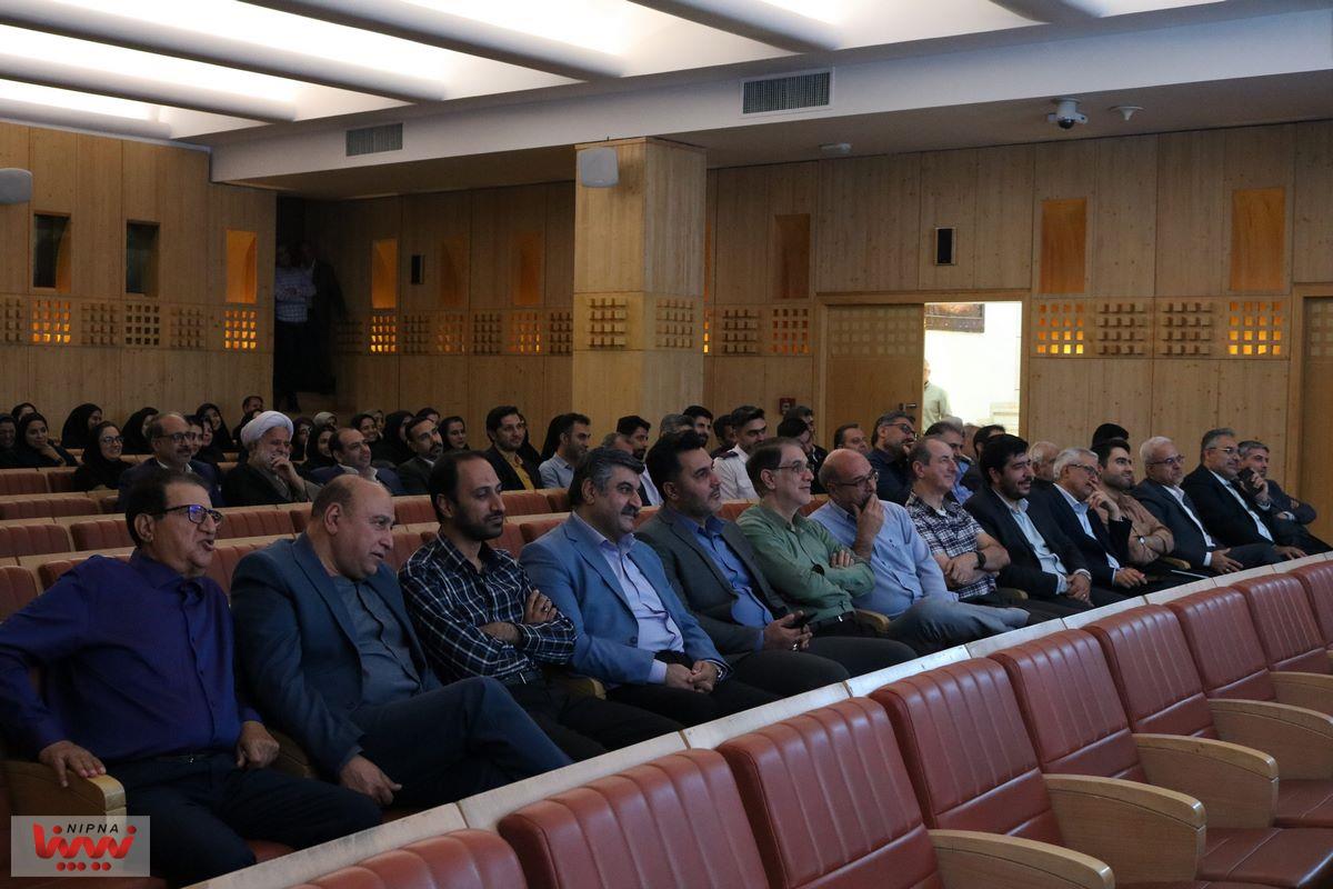 آیین تجلیل از ایثارگران و آزادگان شرکت ملی صنایع پتروشیمی برگزار شد 7